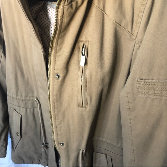 Utility Jacket with Quilted Lining - Picture 6 of 9